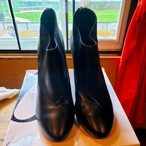 Black booties 10.5 M worn once EXCELLENT CONDITION